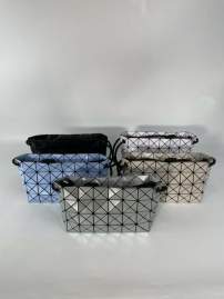 Picture of Issey Miyake Handbags _SKUfw136586094fw